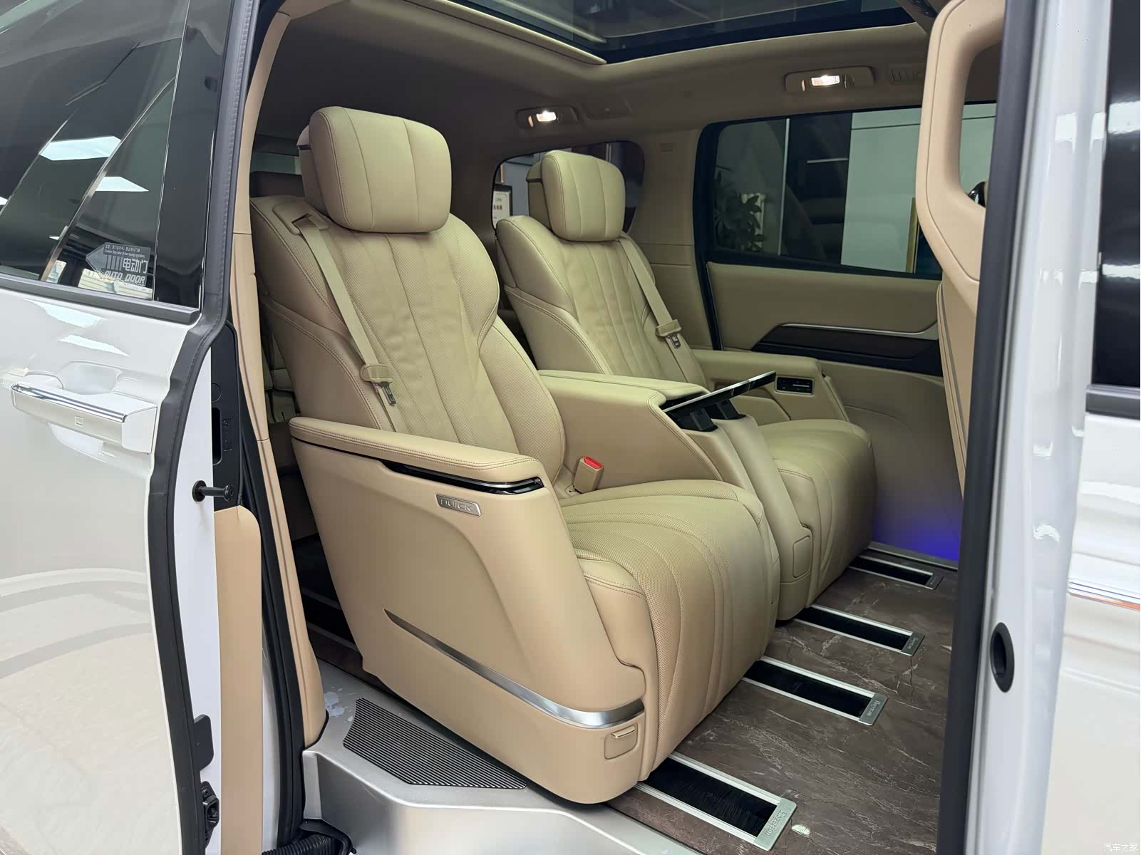 Buick Century, 2024 39