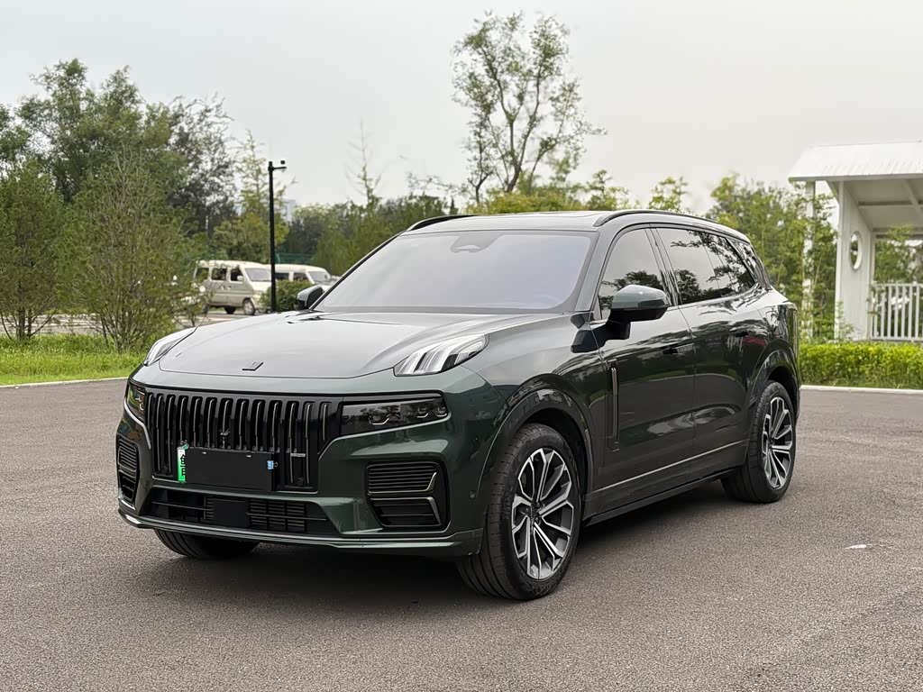 Lynk & Co 09 EM-P