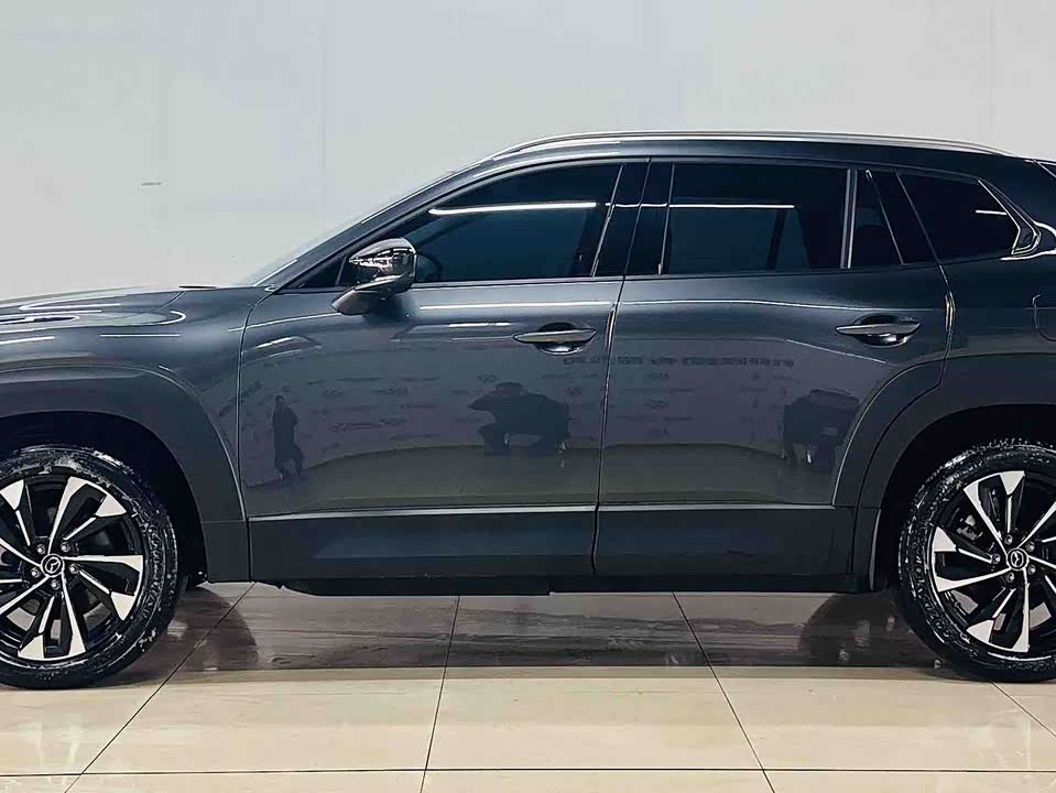 Mazda CX-50 line also