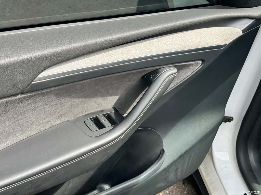 Tesla Model Y, 2024 все фото