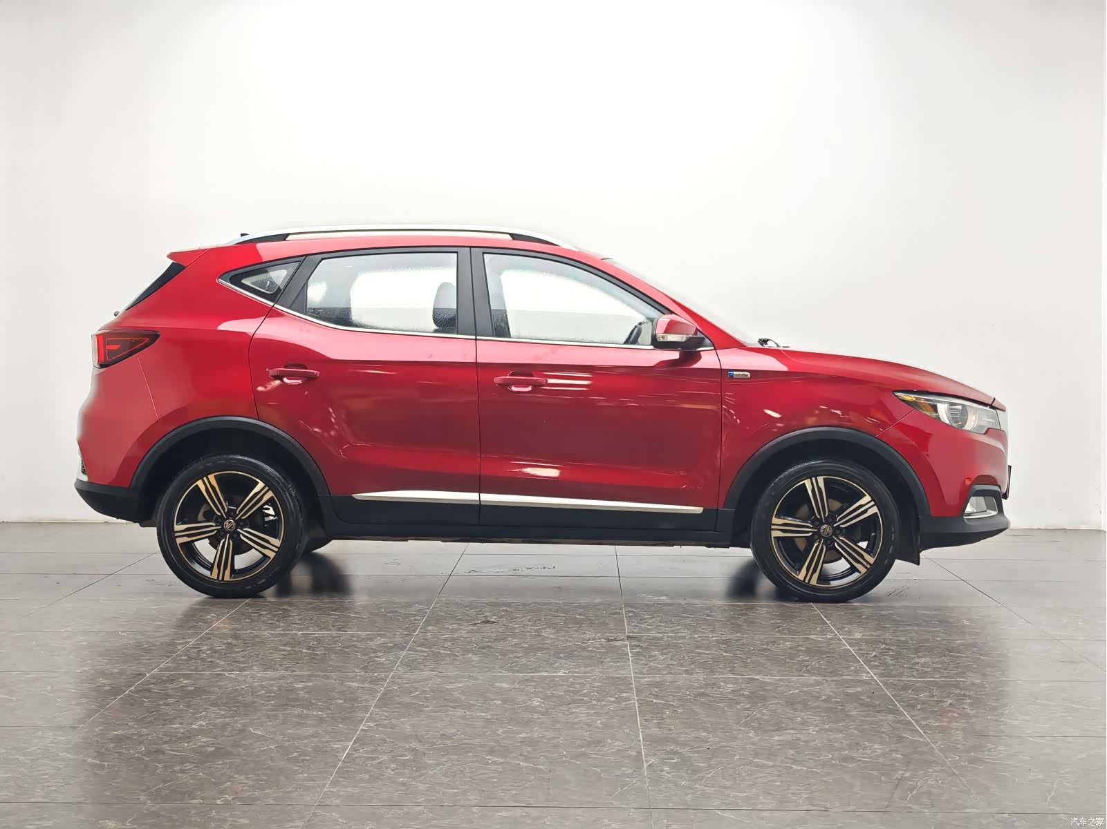 MG ZS, 2019 11