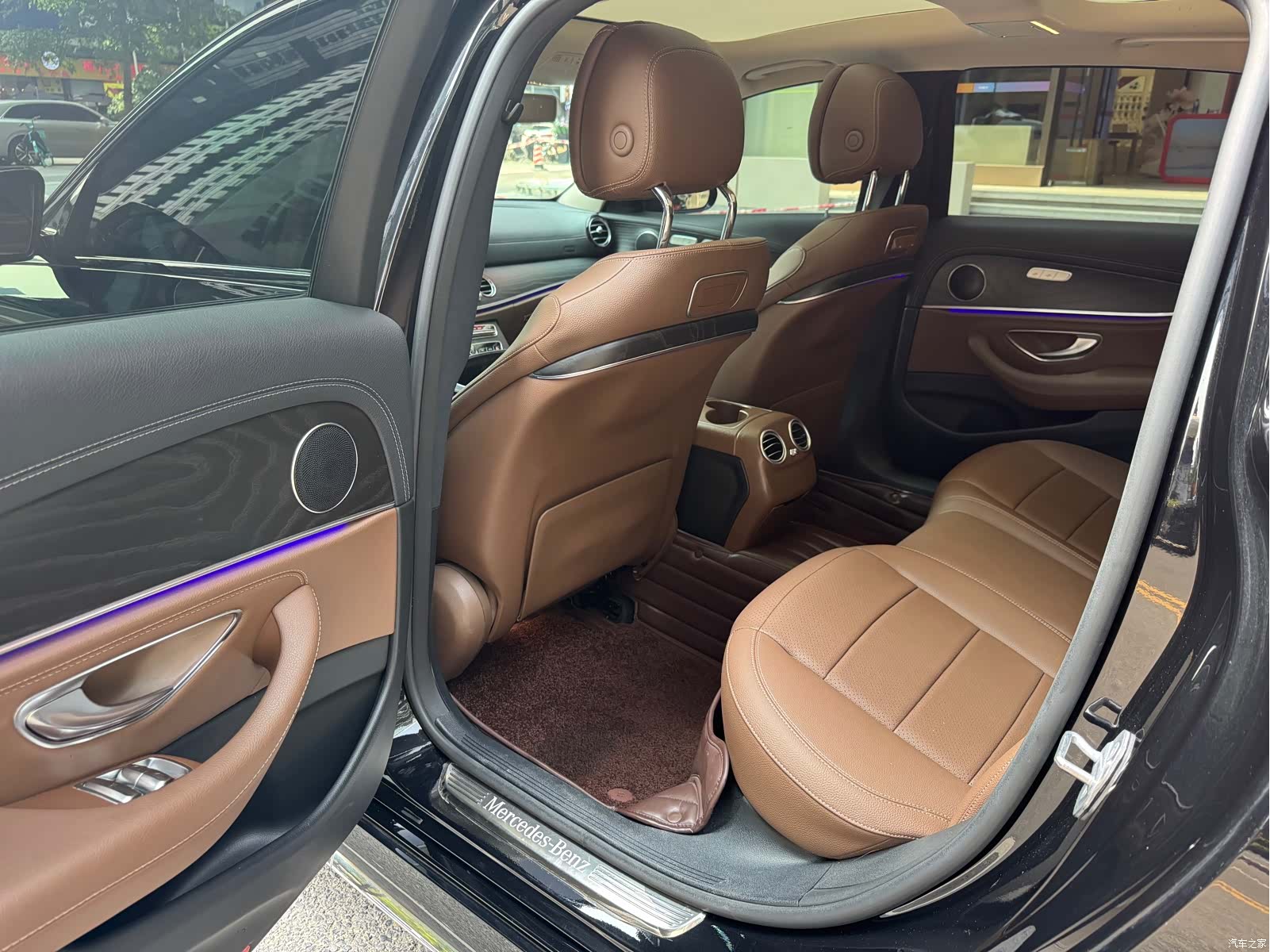 Mercedes-Benz E-Class, 2019 13