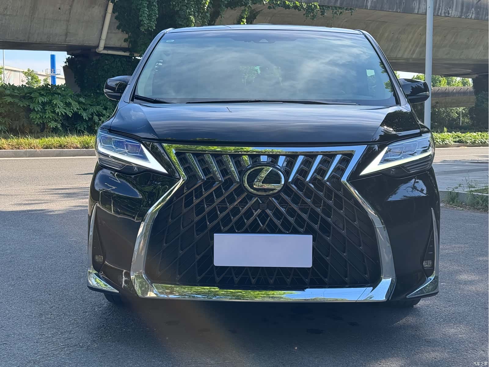 Toyota Vellfire, 2023 2