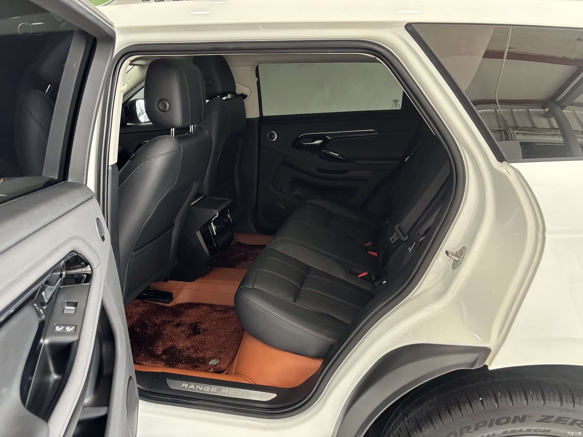 Land Rover Range Rover, 2023 21