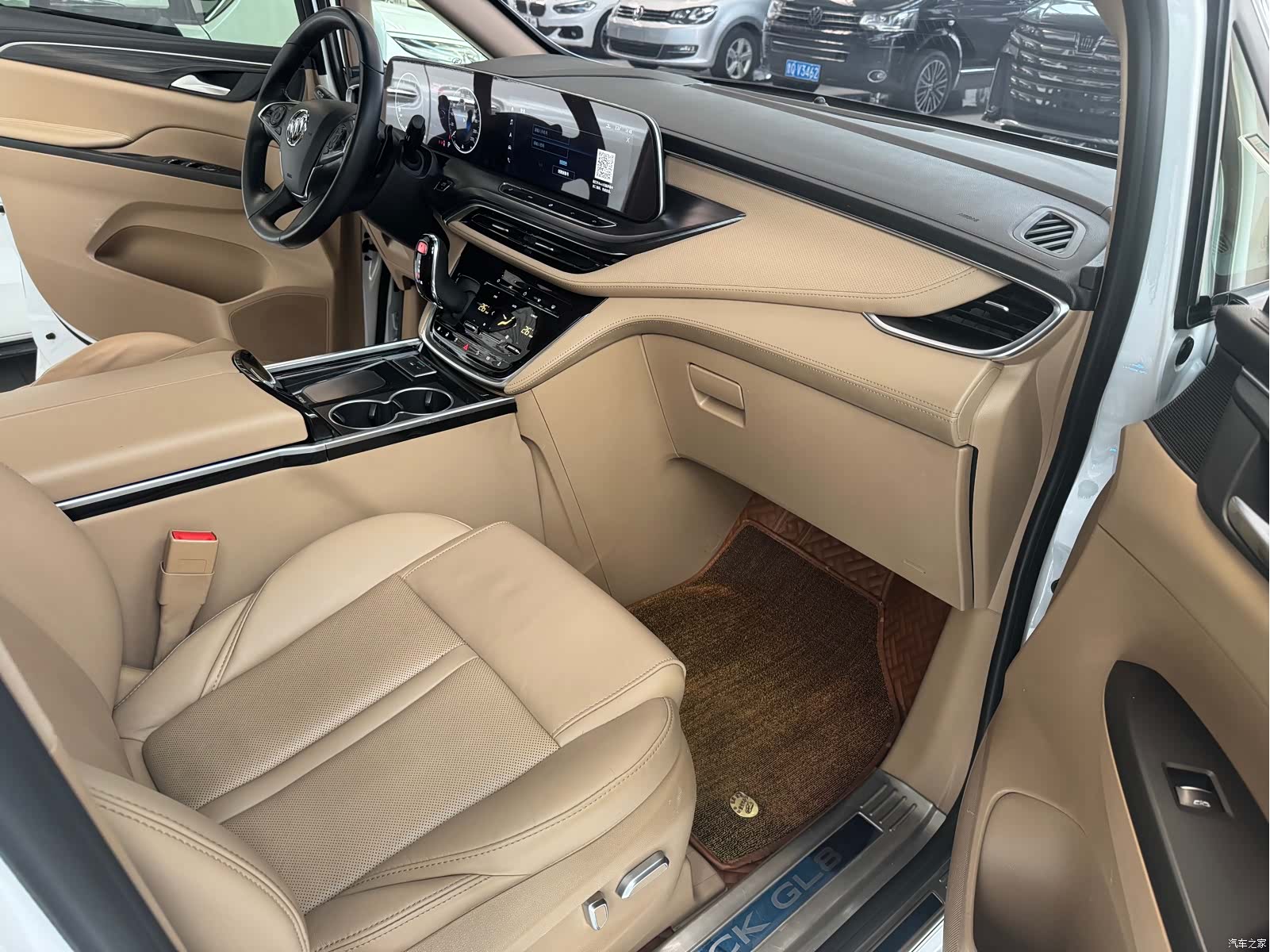 Buick GL8, 2021 9