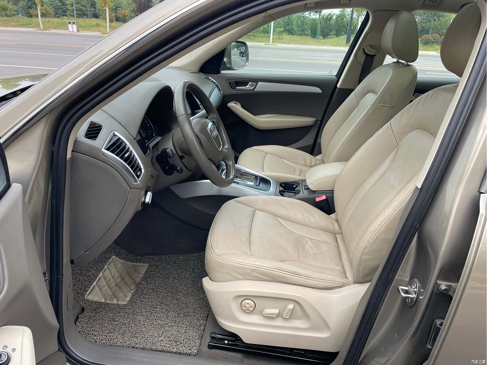Audi Q5, 2012 9