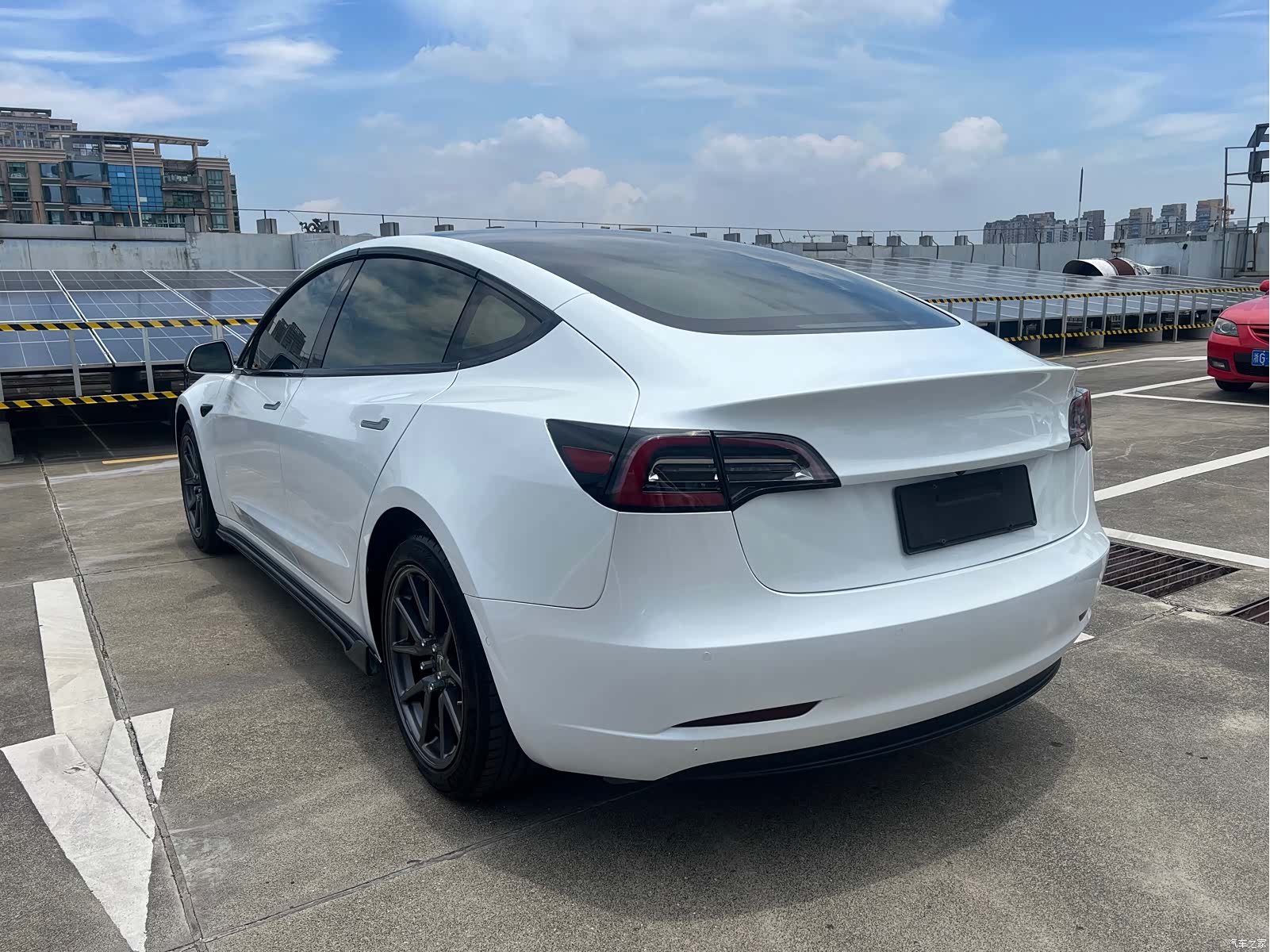 Tesla Model 3, 2019 9