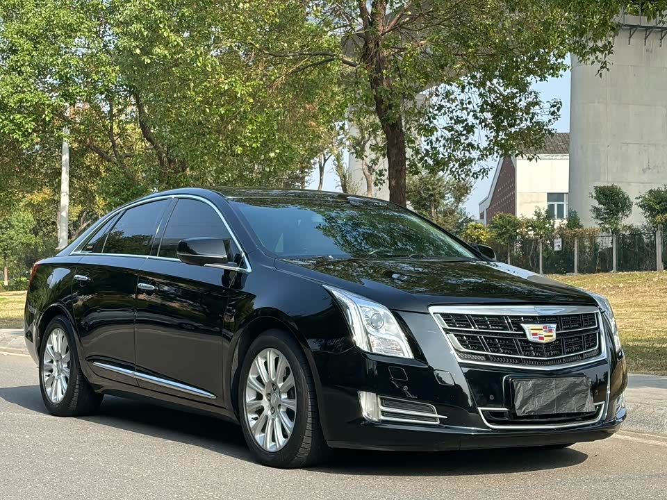 Cadillac XTS