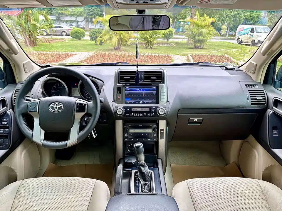Toyota Prado