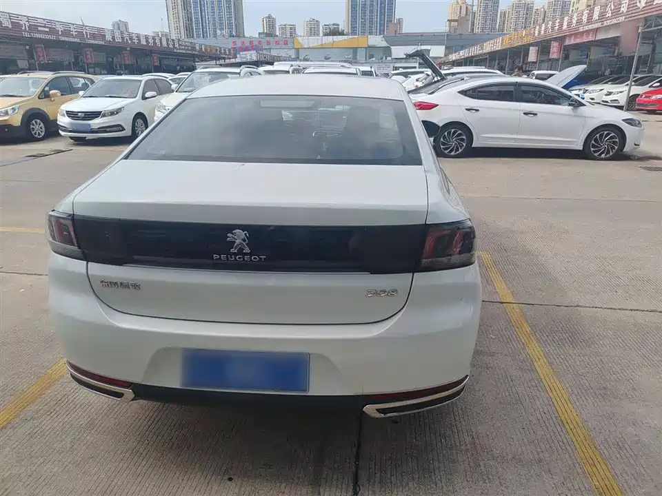 Peugeot 308