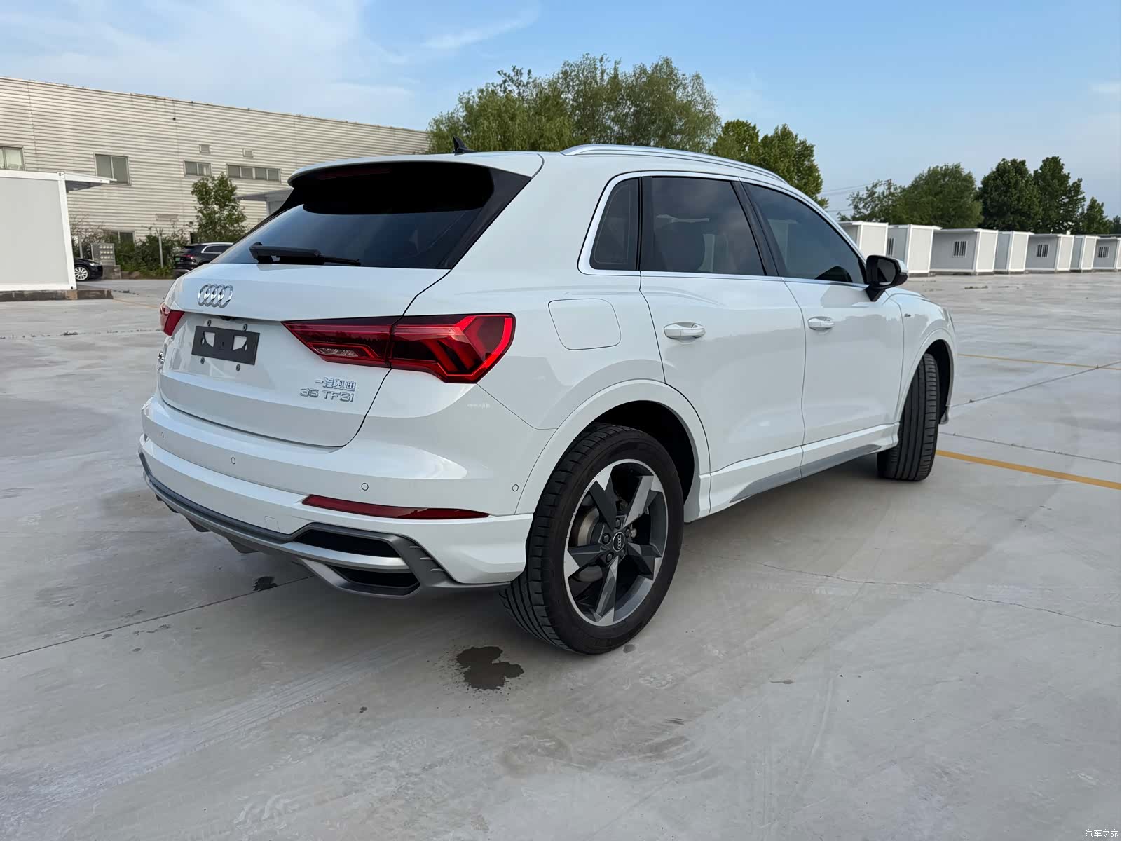 Audi Q3, 2022 12