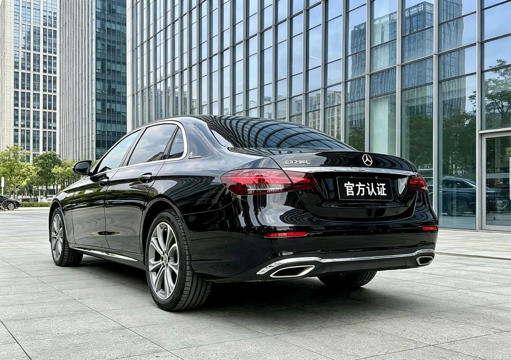 Mercedes-Benz E-Class, 2023 4