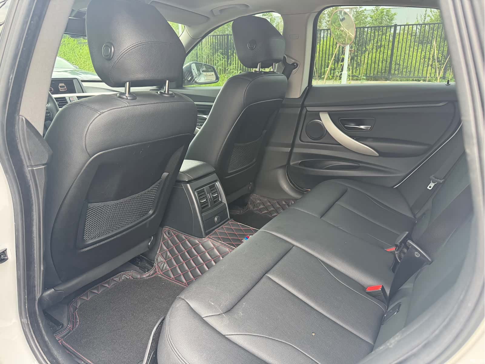 BMW 3 Series, 2016 12
