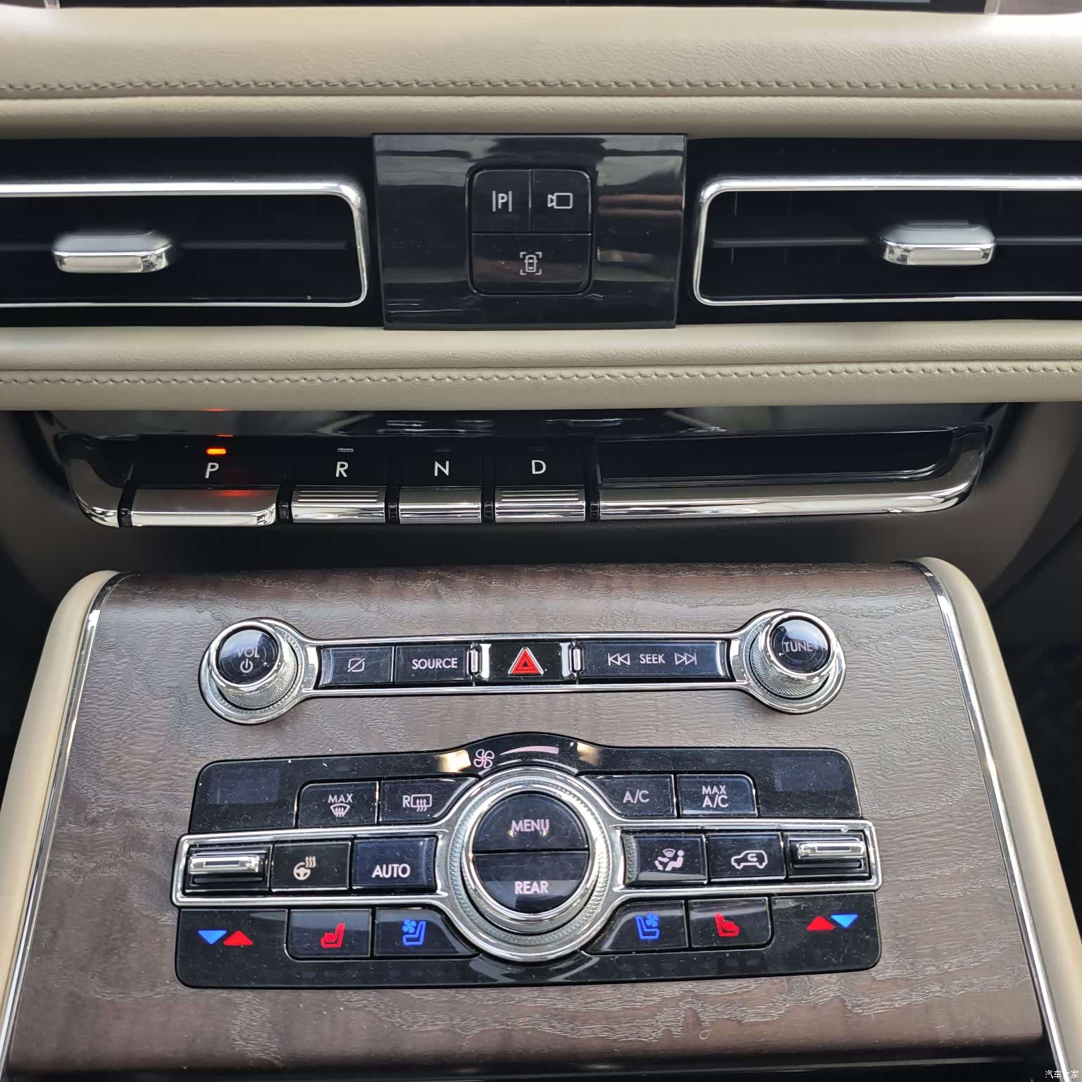 Lincoln Aviator, 2020 16
