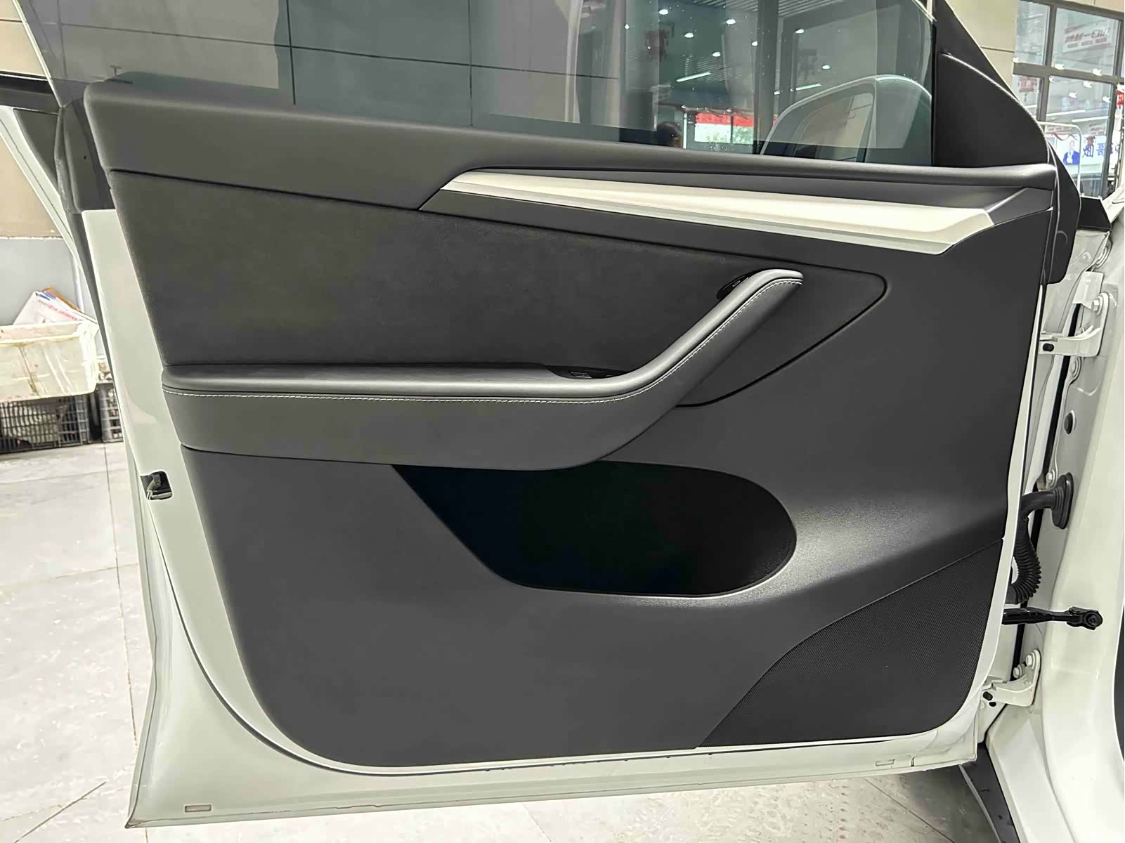 Tesla Model Y, 2021 12