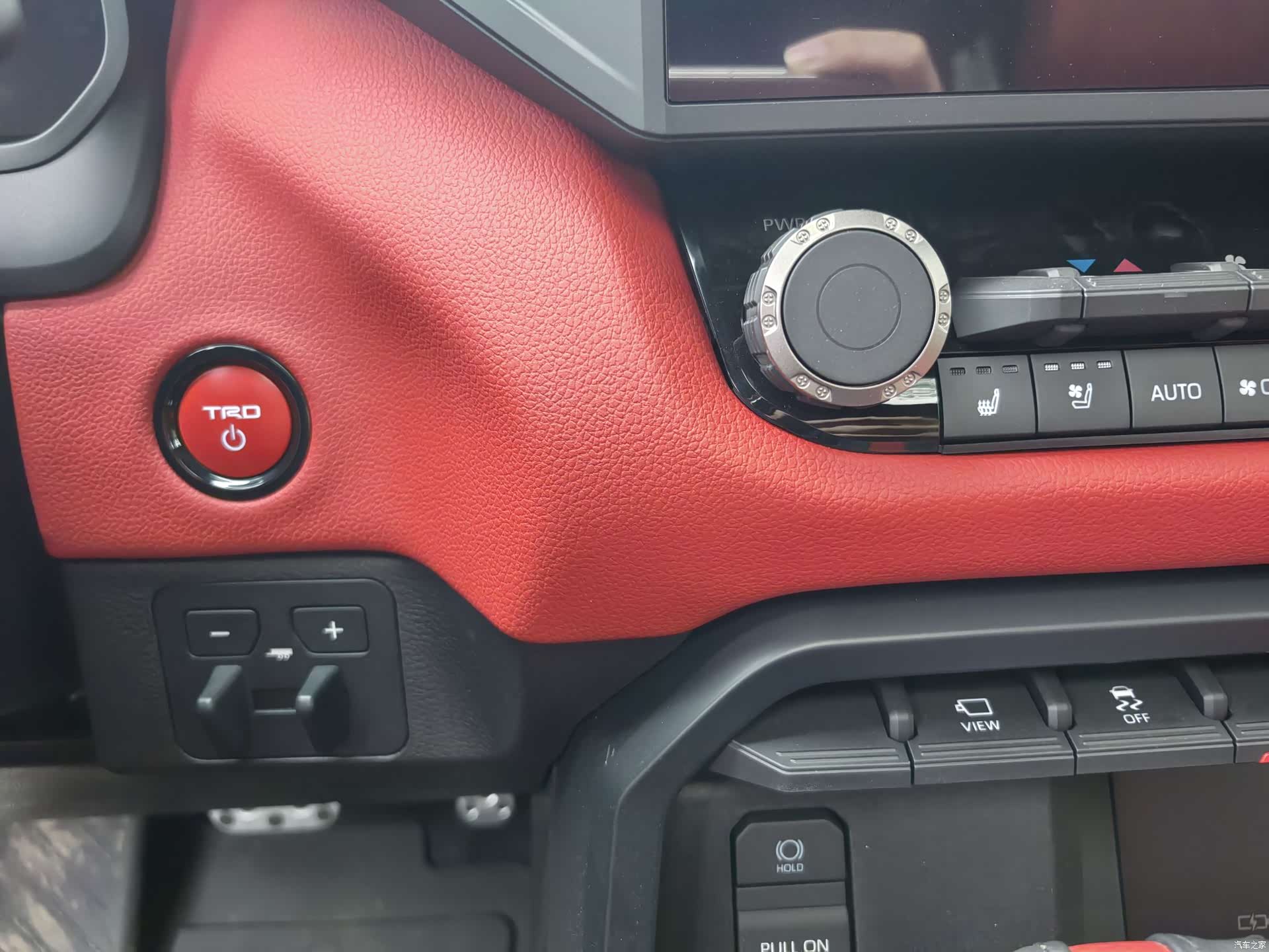 Toyota Sequoia, 2025 23