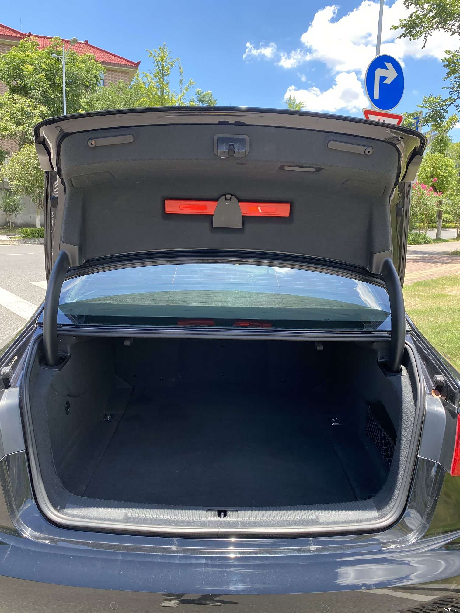 Audi A6L, 2014 12