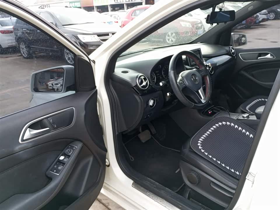 Mercedes-Benz Class B