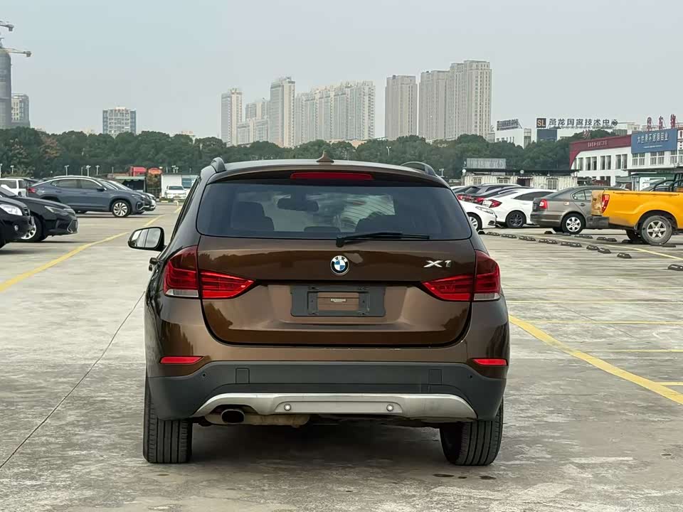 BMW X1