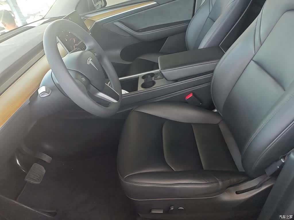 Tesla Model Y, 2021 15