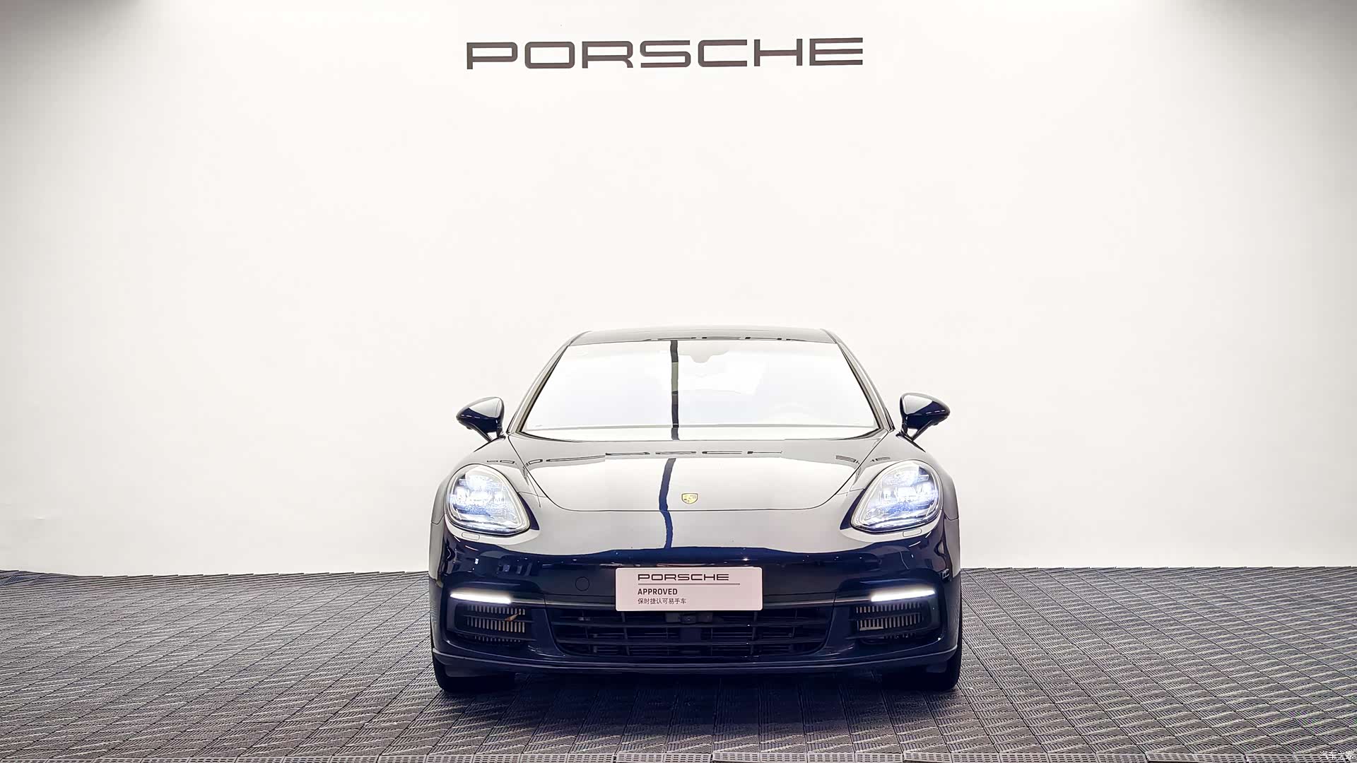 Porsche Panamera, 2017 2