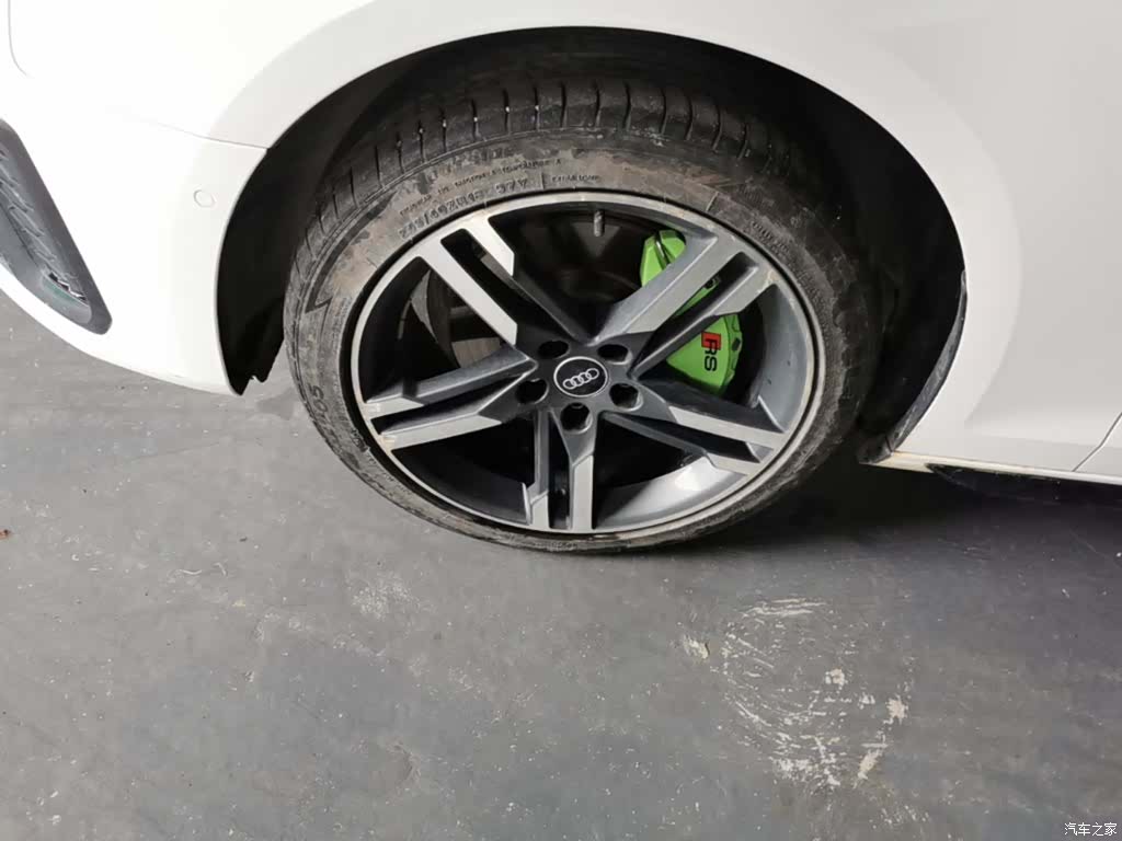Audi A4L, 2022 23