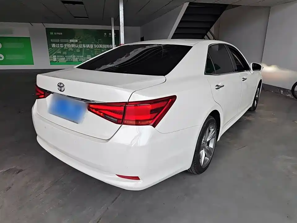 Toyota crown Toyota crown