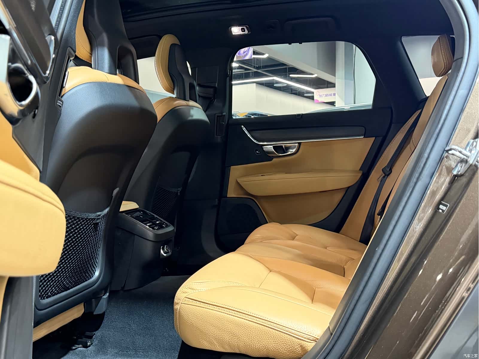 Volvo V90, 2018 17