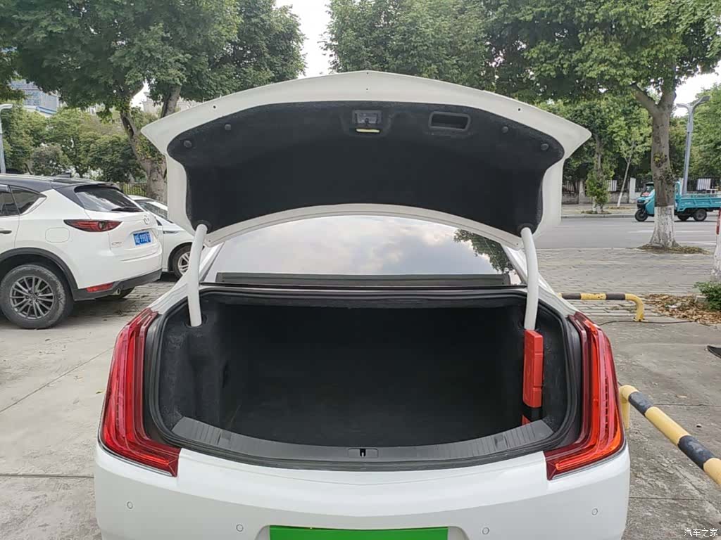 Cadillac XTS, 2019 19