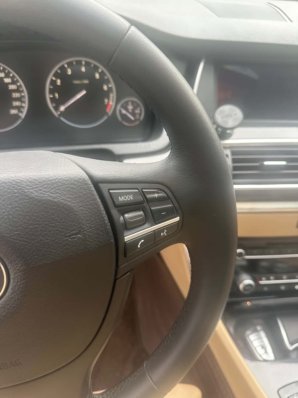 BMW 5 Series, 2011 19