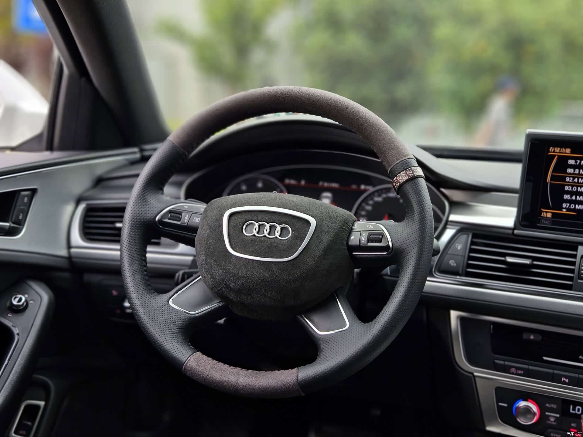 Audi A6L, 2013 6