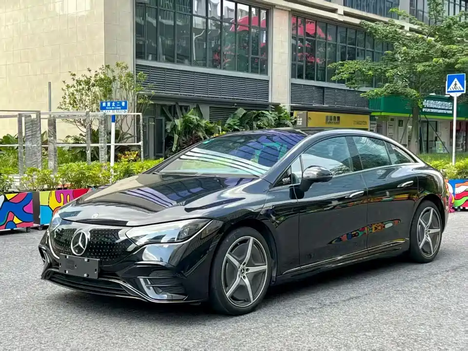 Mercedes-Benz EQE