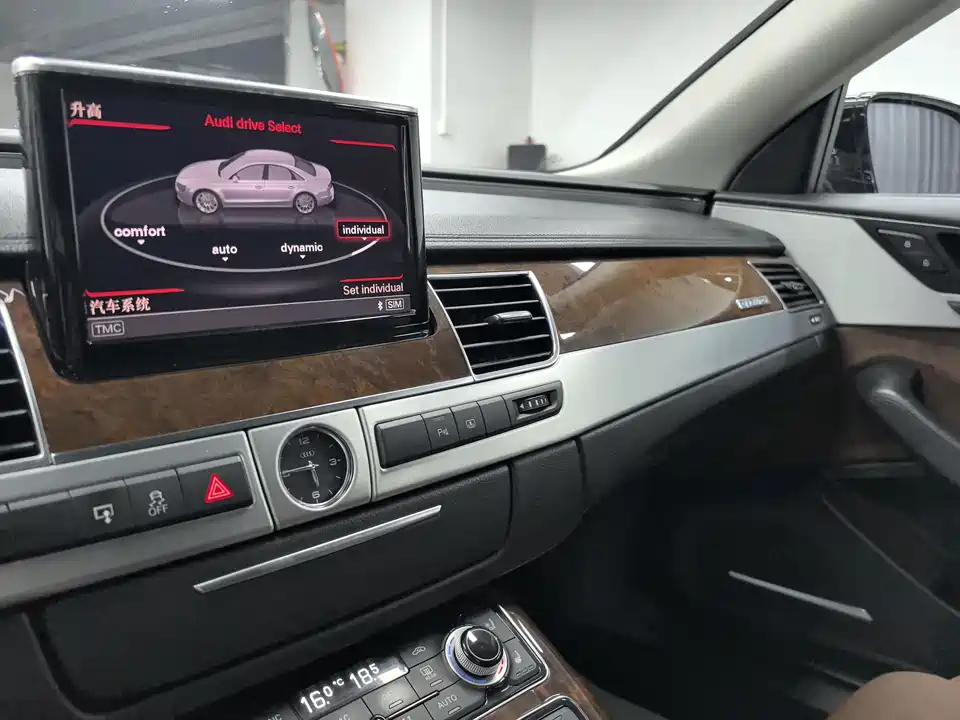 Audi A8 Audi A8