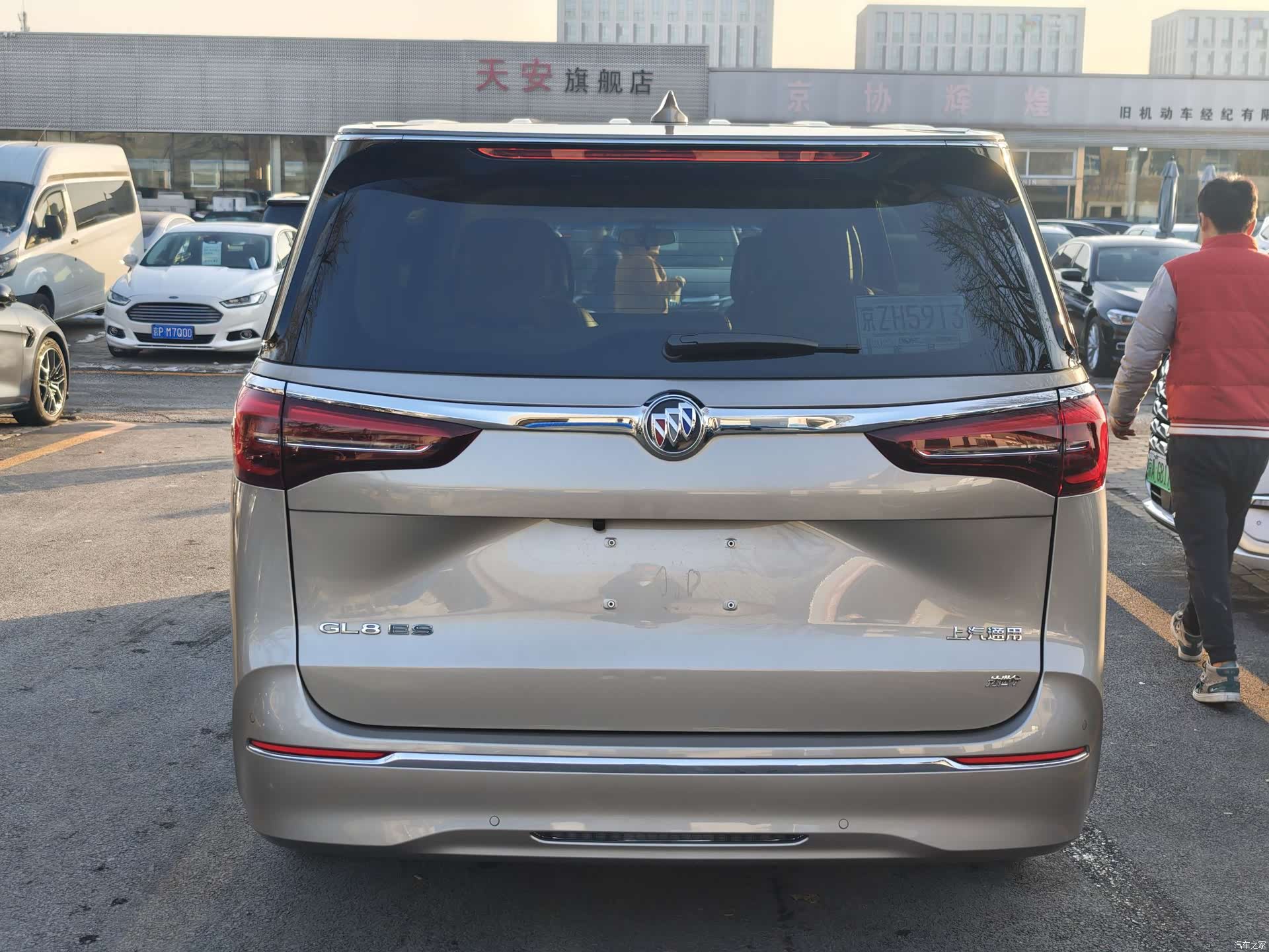 Buick GL8, 2024 3