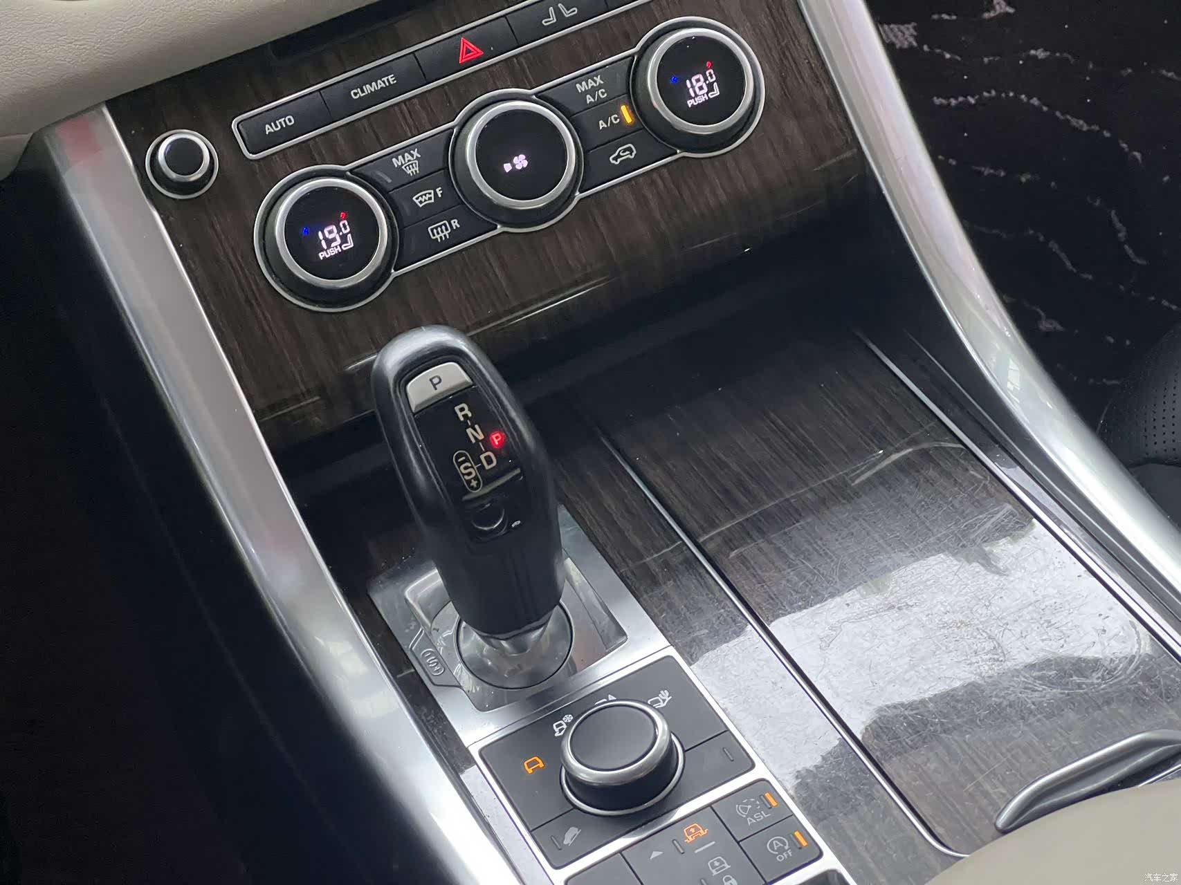 Land Rover Range Rover, 2016 10