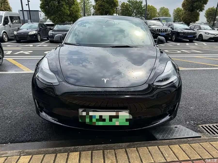 Tesla Model 3, 2023 2