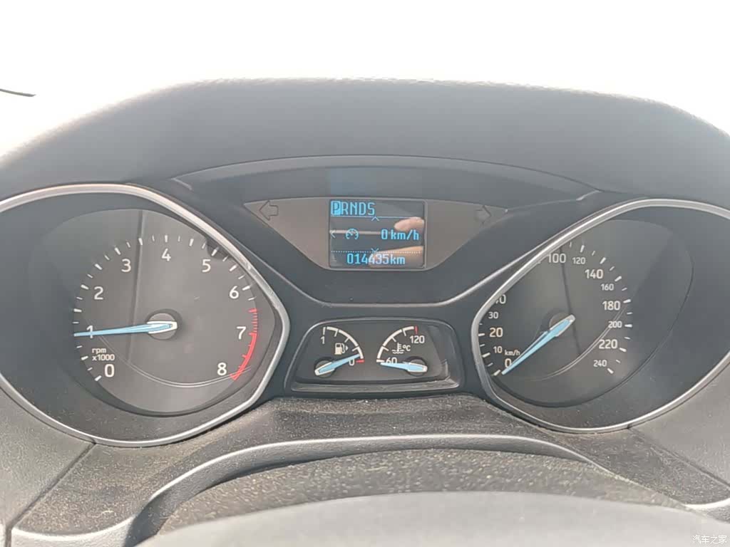 Ford Focus, 2016 12