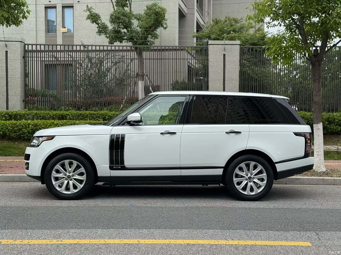 Land Rover Range Rover, 2015 12