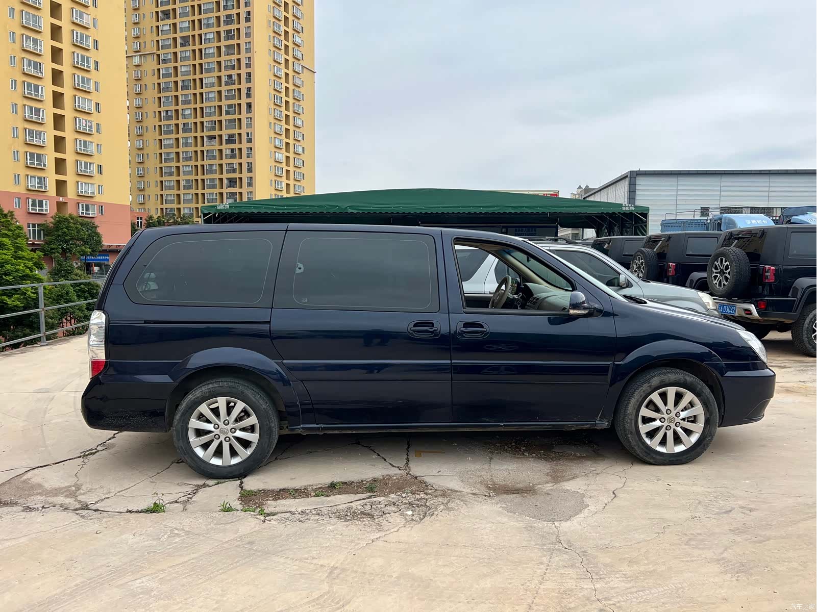 Buick GL8, 2015 9