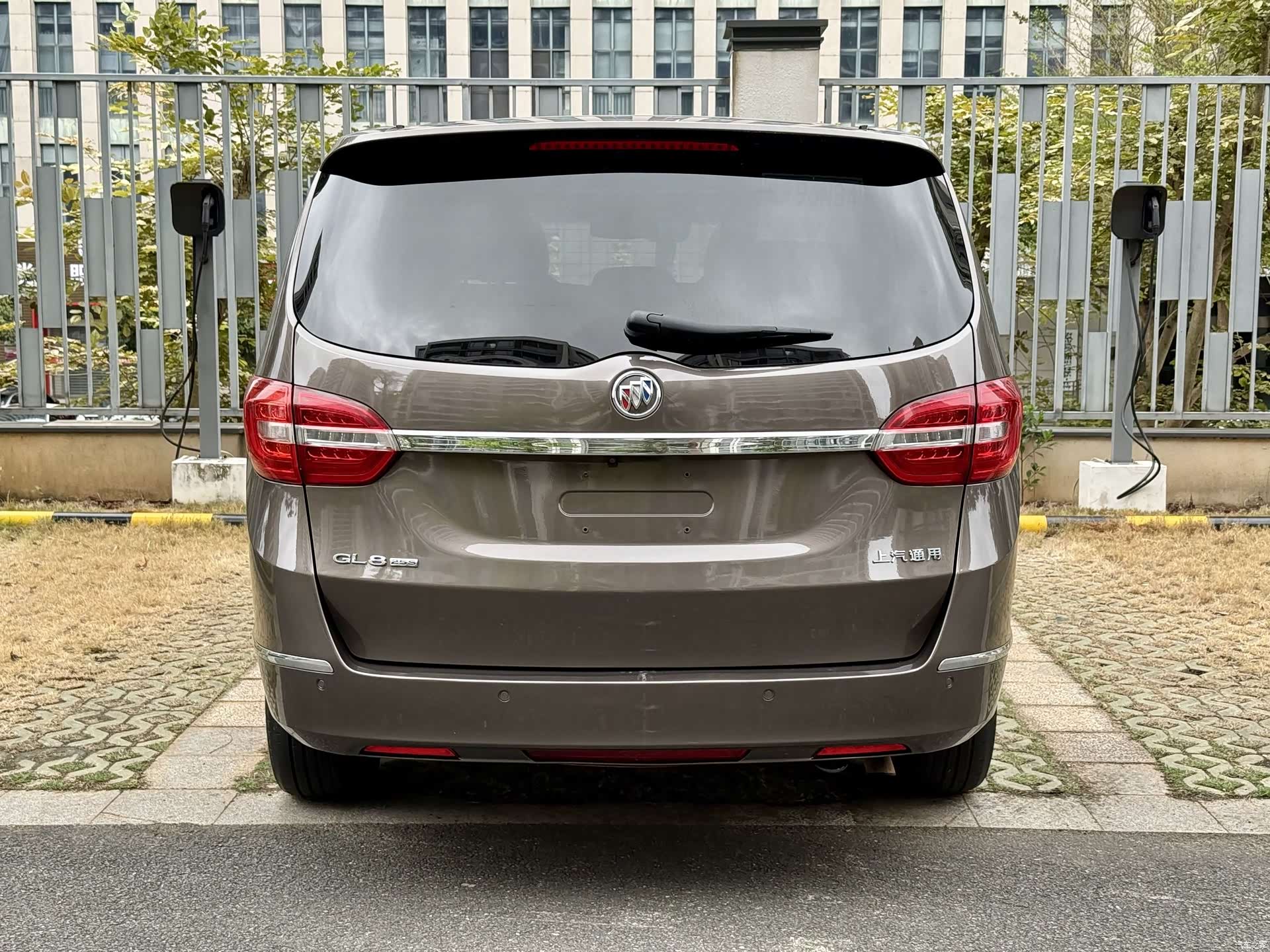 Buick GL8, 2018 17