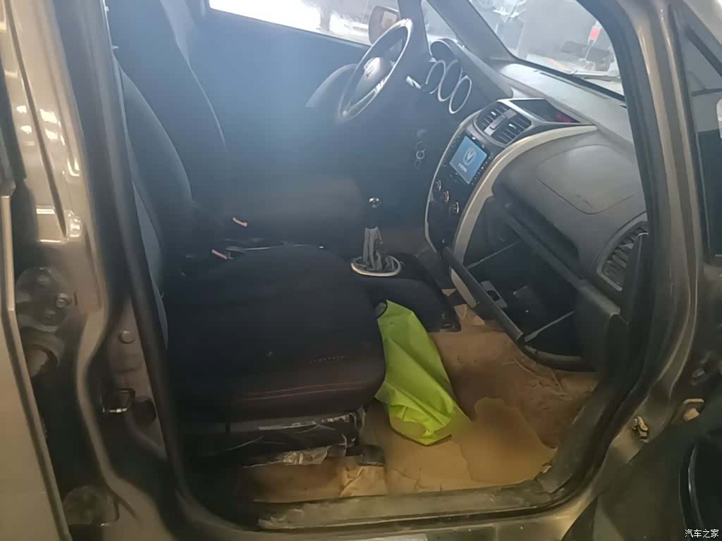 Changan CX20, 2014 25