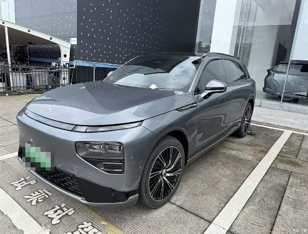 Xpeng G9, 2022 1