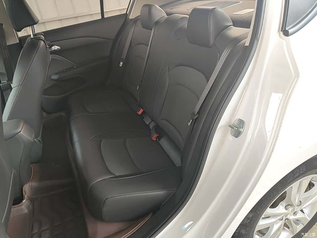 Chevrolet 320, 2018 17