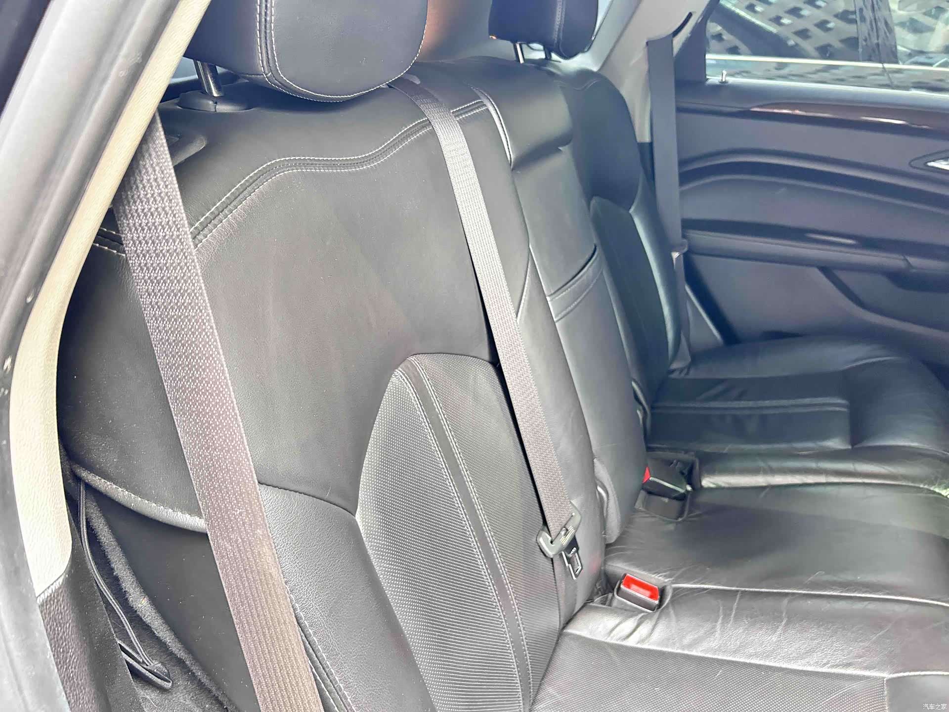 Cadillac SRX, 2016 13