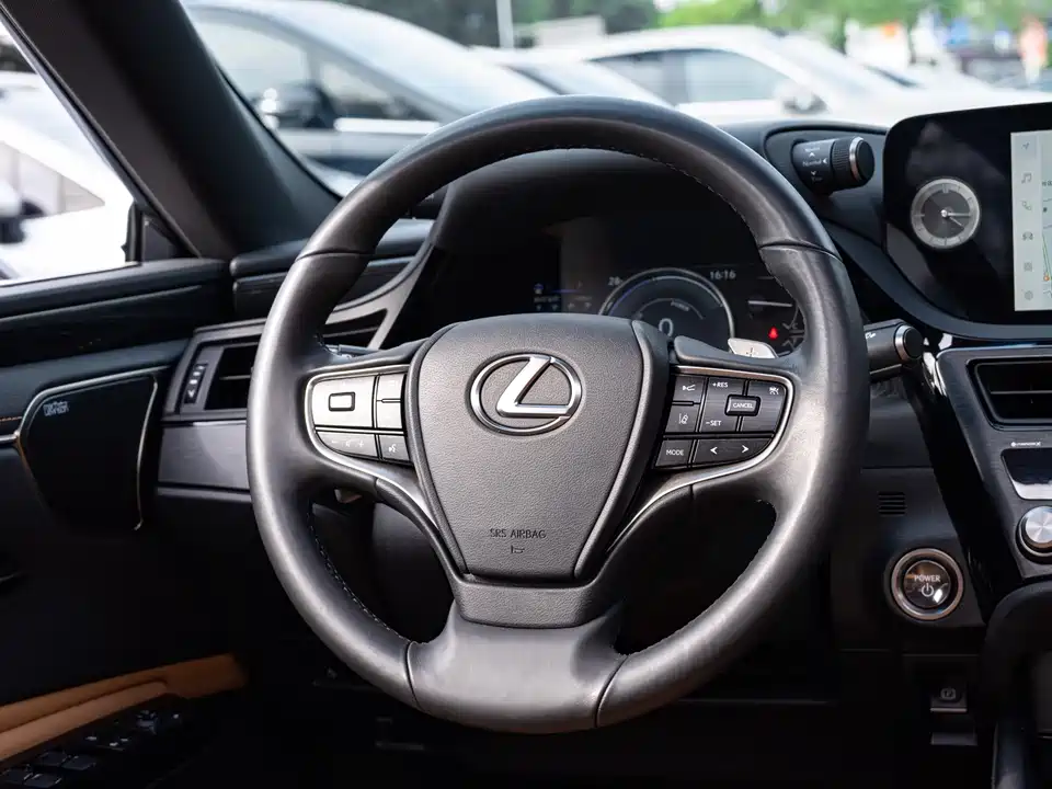 Lexus ES Lexus ES
