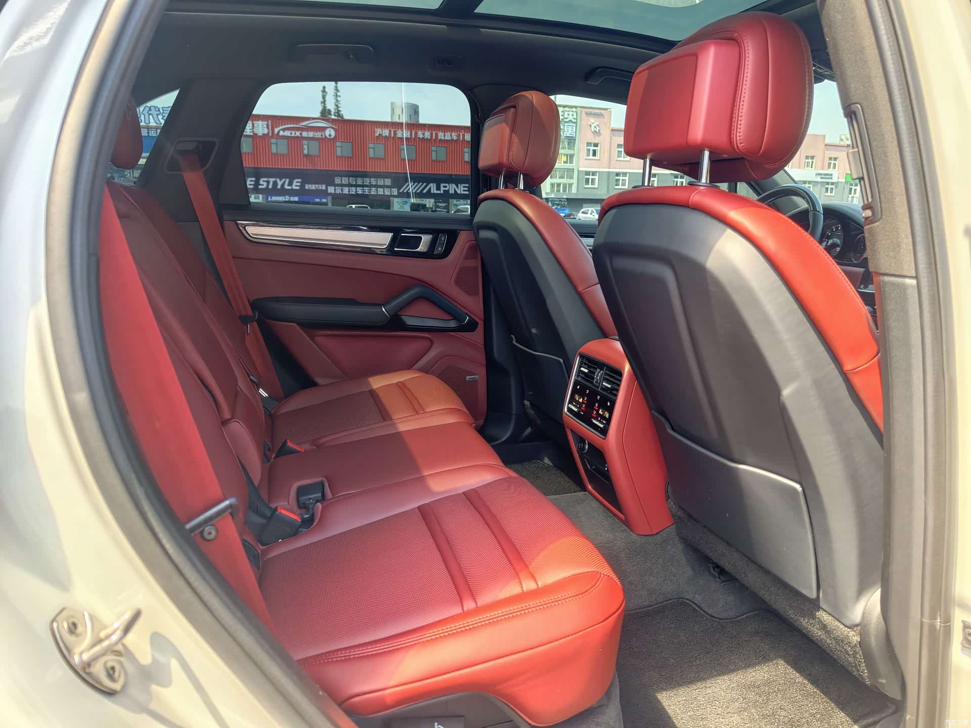 Porsche Cayenne, 2022 12