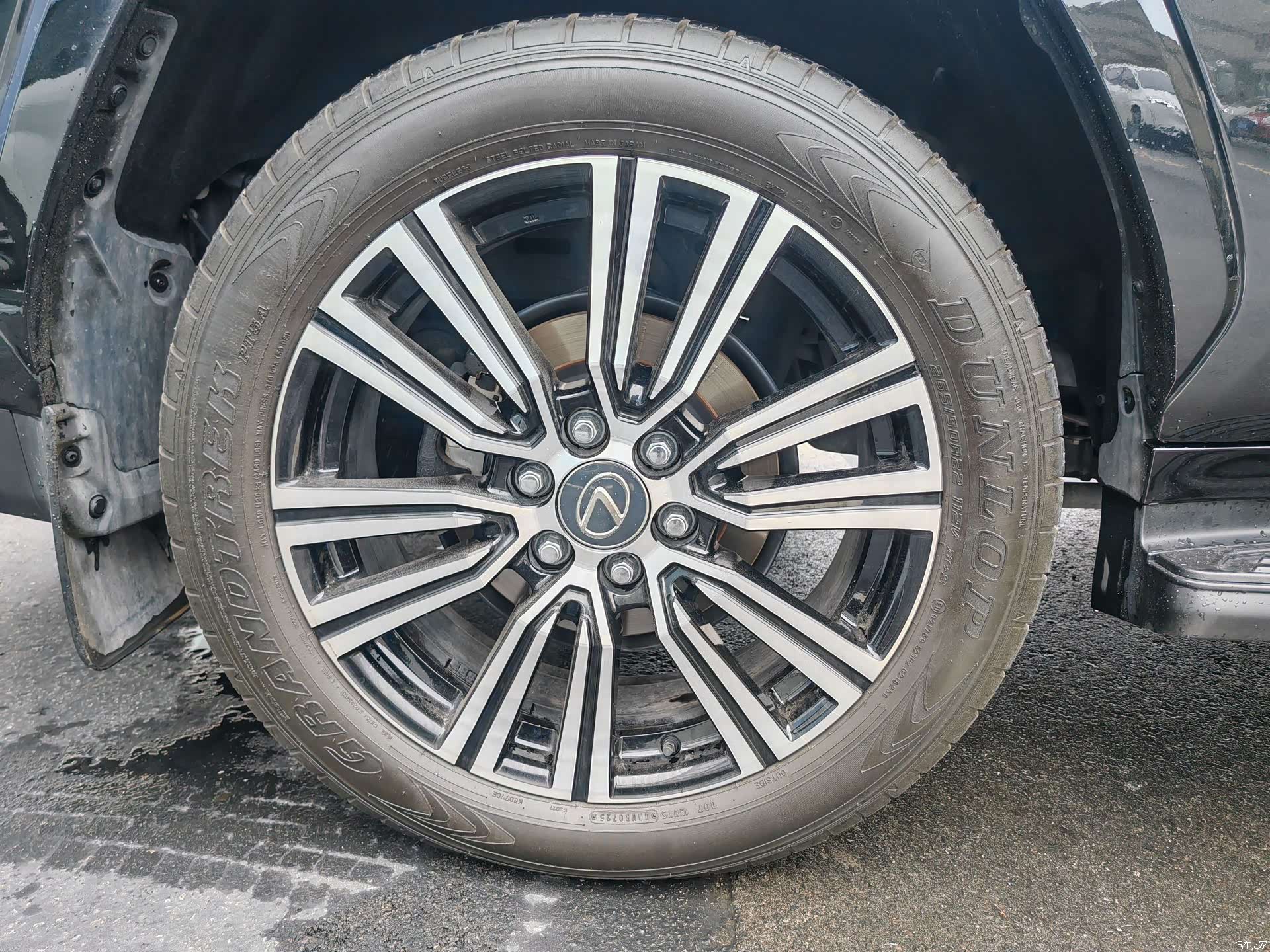 Lexus LX, 2025 24