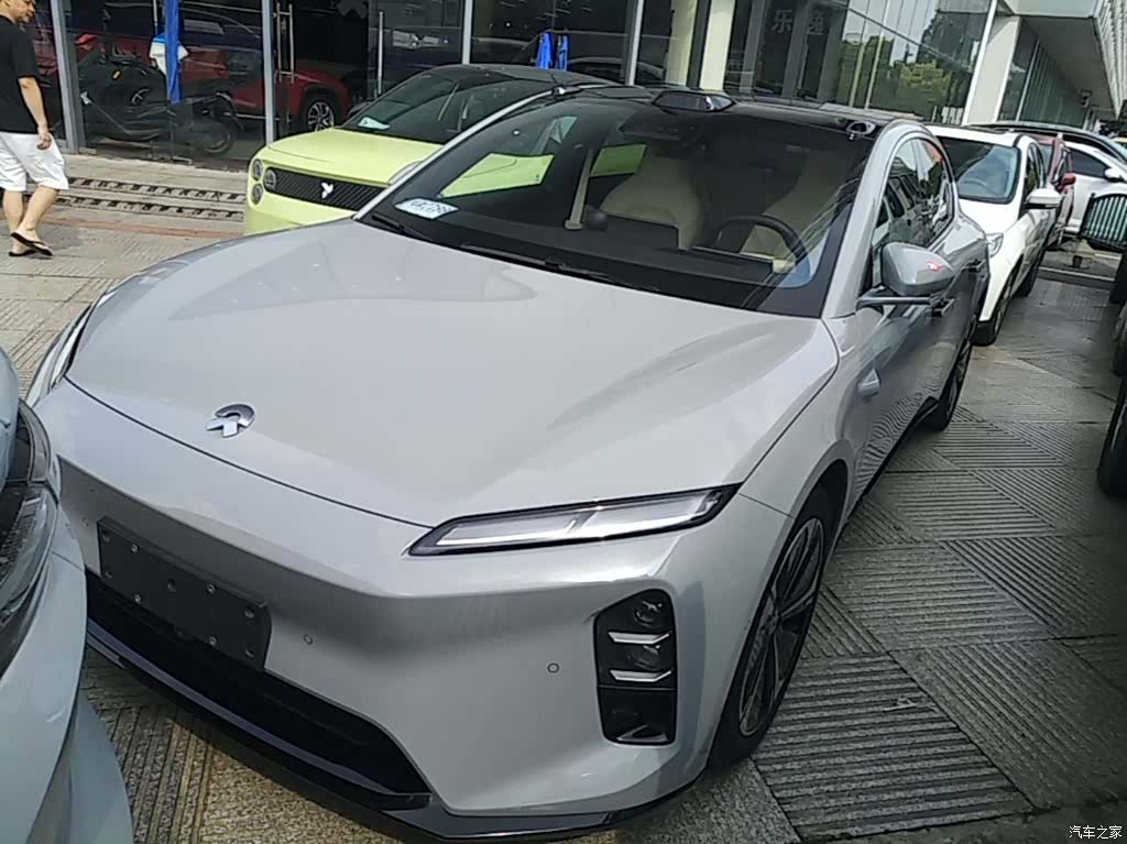 NIO ET5, 2025 1