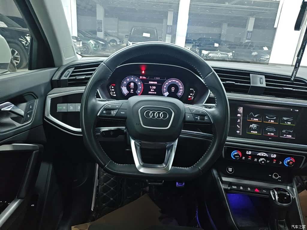 Audi Q3, 2021 11
