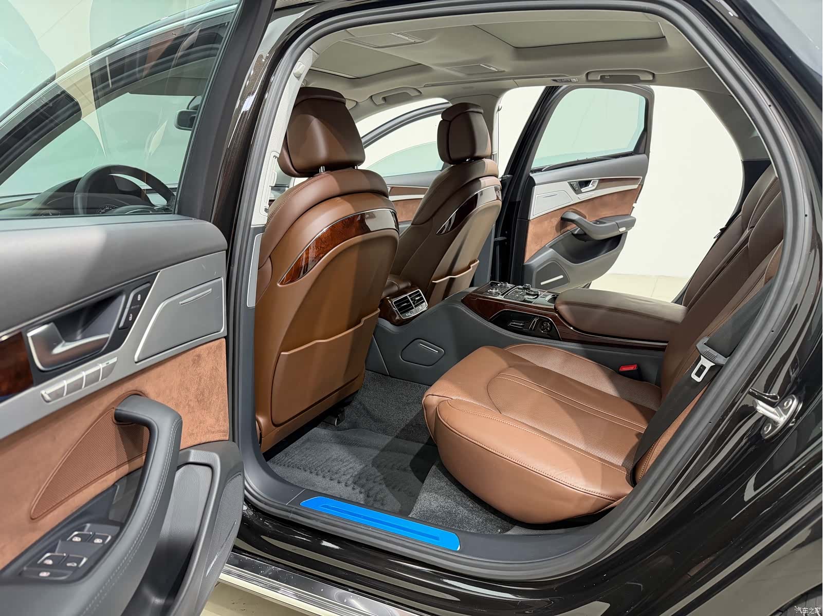 Audi A8L, 2014 15